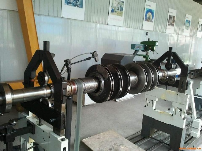 如何現(xiàn)場風(fēng)機(jī)動平衡測試儀器？